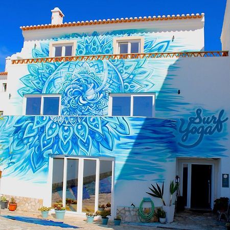 Surf Yoga Ericeira Guest House Eksteriør billede