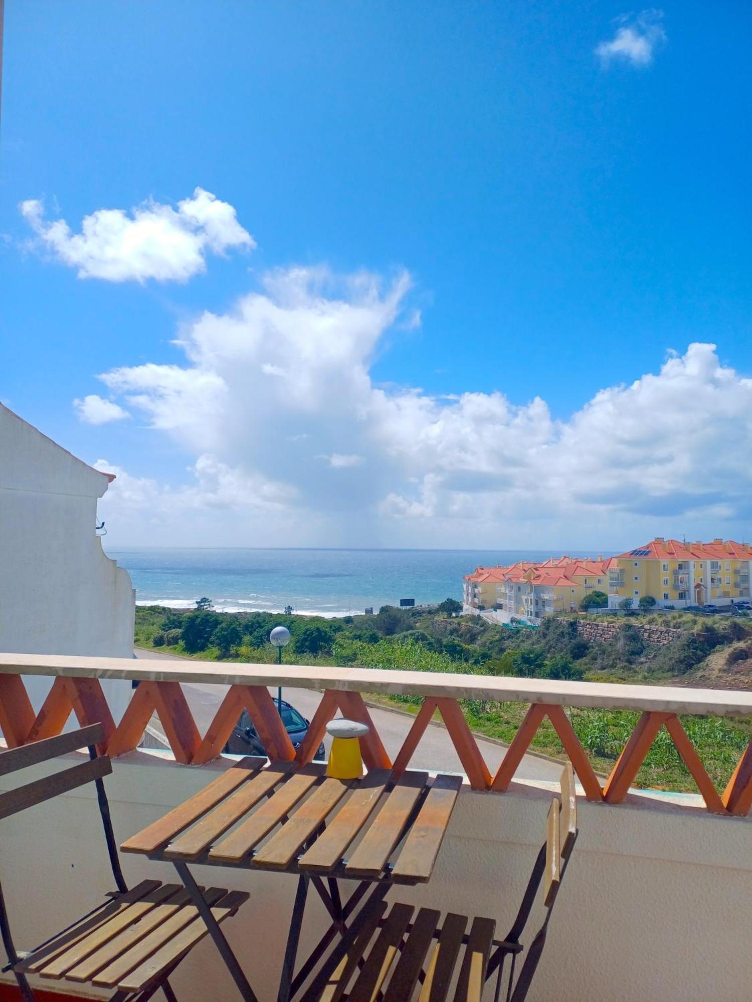 Surf Yoga Ericeira Guest House Eksteriør billede